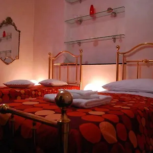 casa-mama-genoa.hotelitalianriviera.com/
